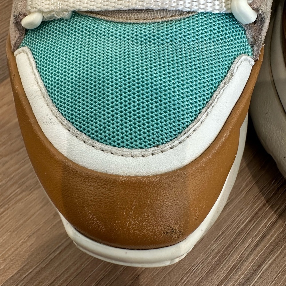 Chloe - Sonnie Sneakers - Picture 4 of 14